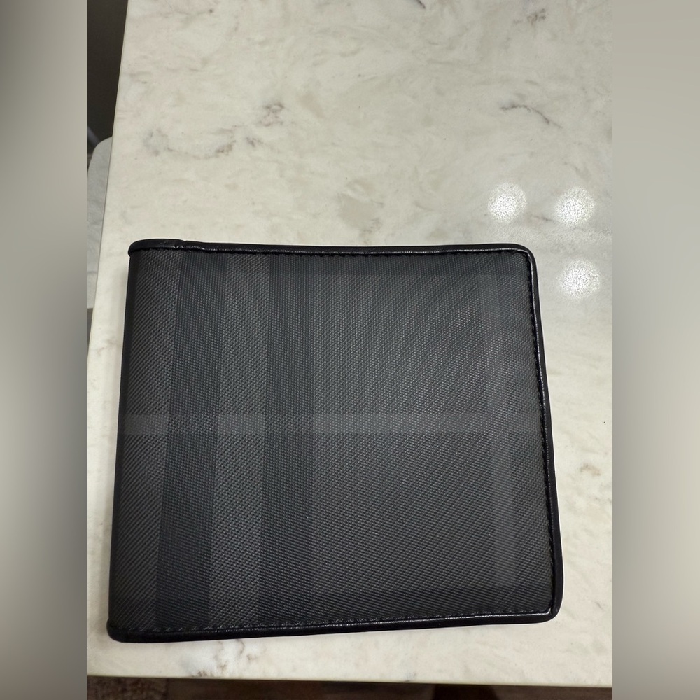 Burberry Gray Checkered Men's Wallet